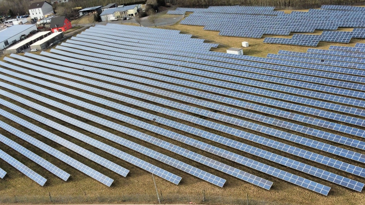 Blick auf den Solarpark in Herhahn.