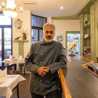 Den Beinamen Vierter König erhielt Jaspreet Dhaliwal-Wilmes während der Ausbildung. Jetzt heißt so sein eigenes Restaurant.