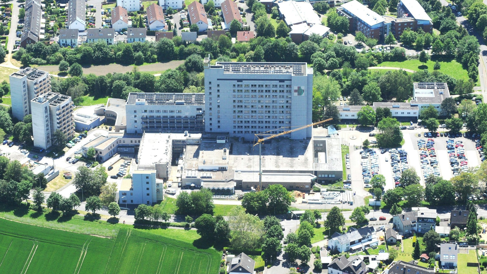 Das Bild zeigt das St.-Katharinen-Hospital in Frechen.