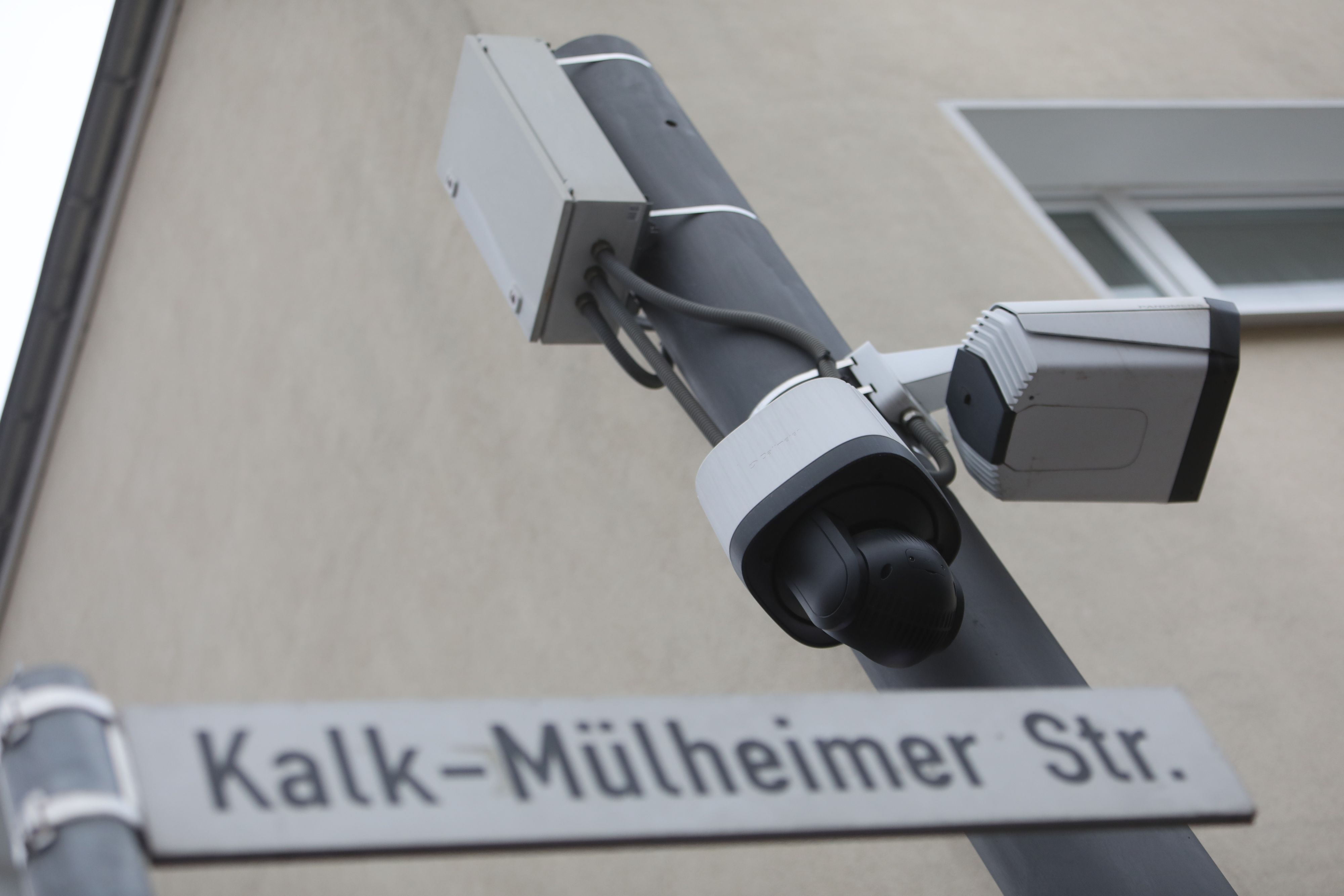 Der Bürgerverein fordert mehr Investitionen in soziale Arbeit statt in Polizeipräsenz in Kalk (Symbolbild).