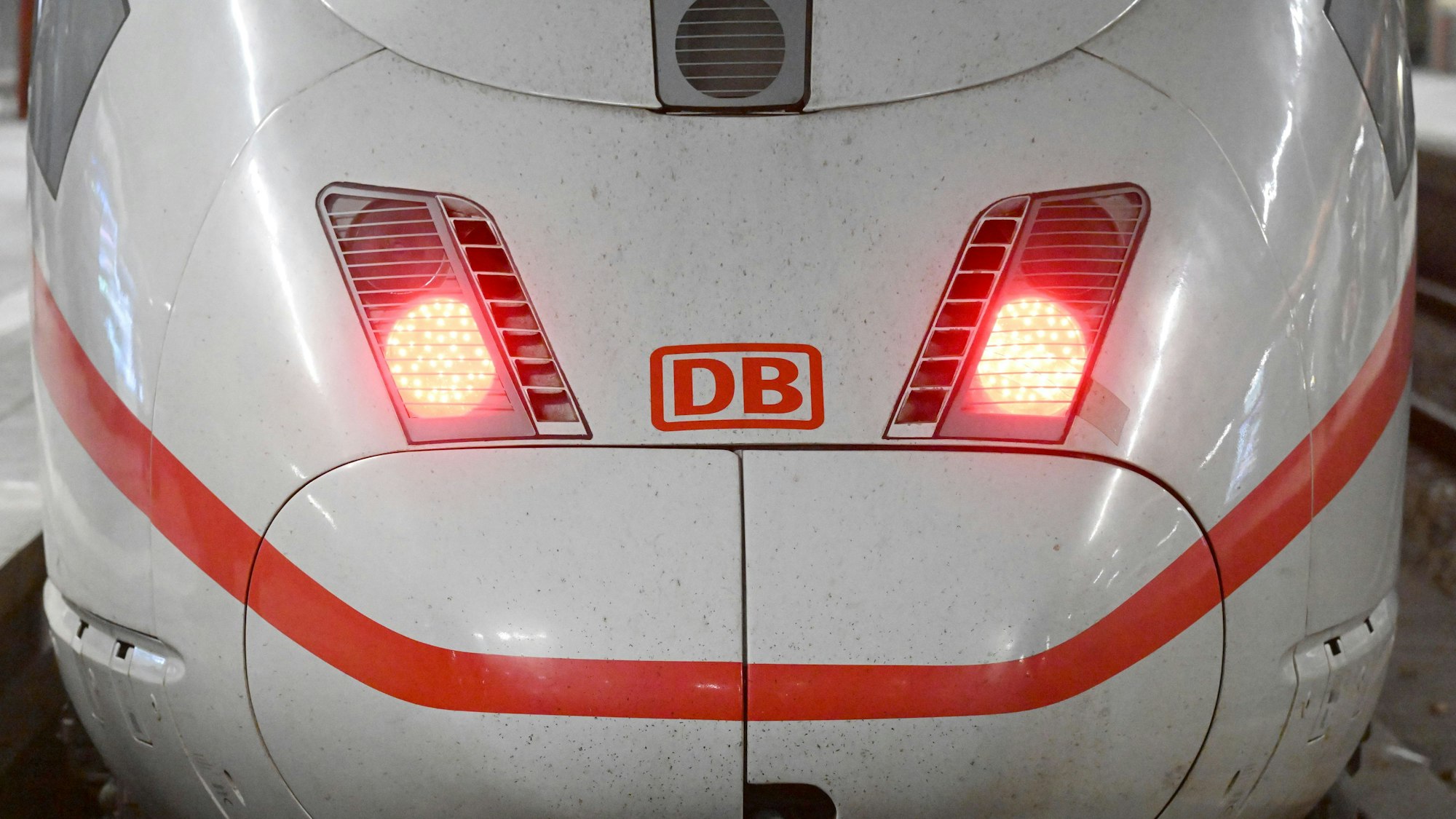 Auch Köln und die Region profitieren von Fahrplanänderungen und -erweiterungen bei den internationalen Verbindungen sowie nationalen Fernverkehrszügen der Deutschen Bahn.