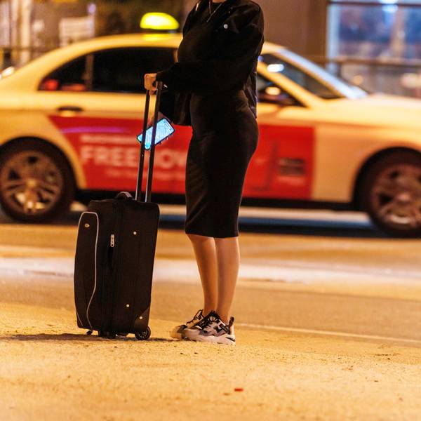 Durch vergünstigte Taxifahrten soll eine sichere Heimfahrt für Frauen zugänglicher werden.