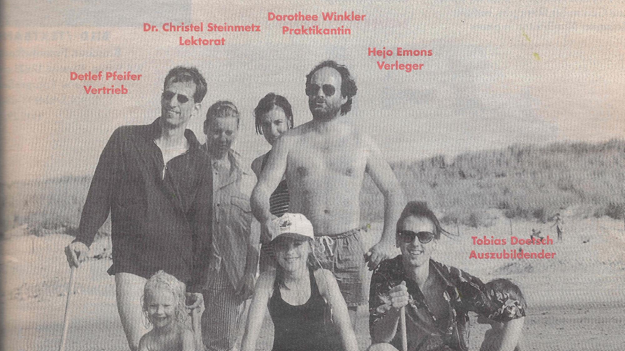 Das Emons Team am Strand von Cadzand - Bild aus dem Verlagsprospekt 1995