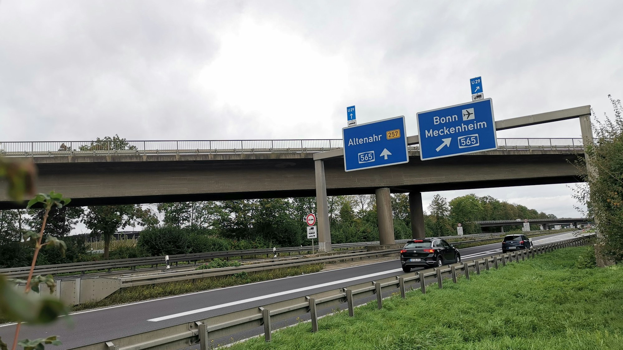 Das Autobahnkreuz Meckenheim A61 und A565