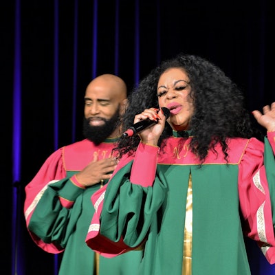 Das Bild zeigt einen Moment des Auftritts der Künstler in Euskirchen.