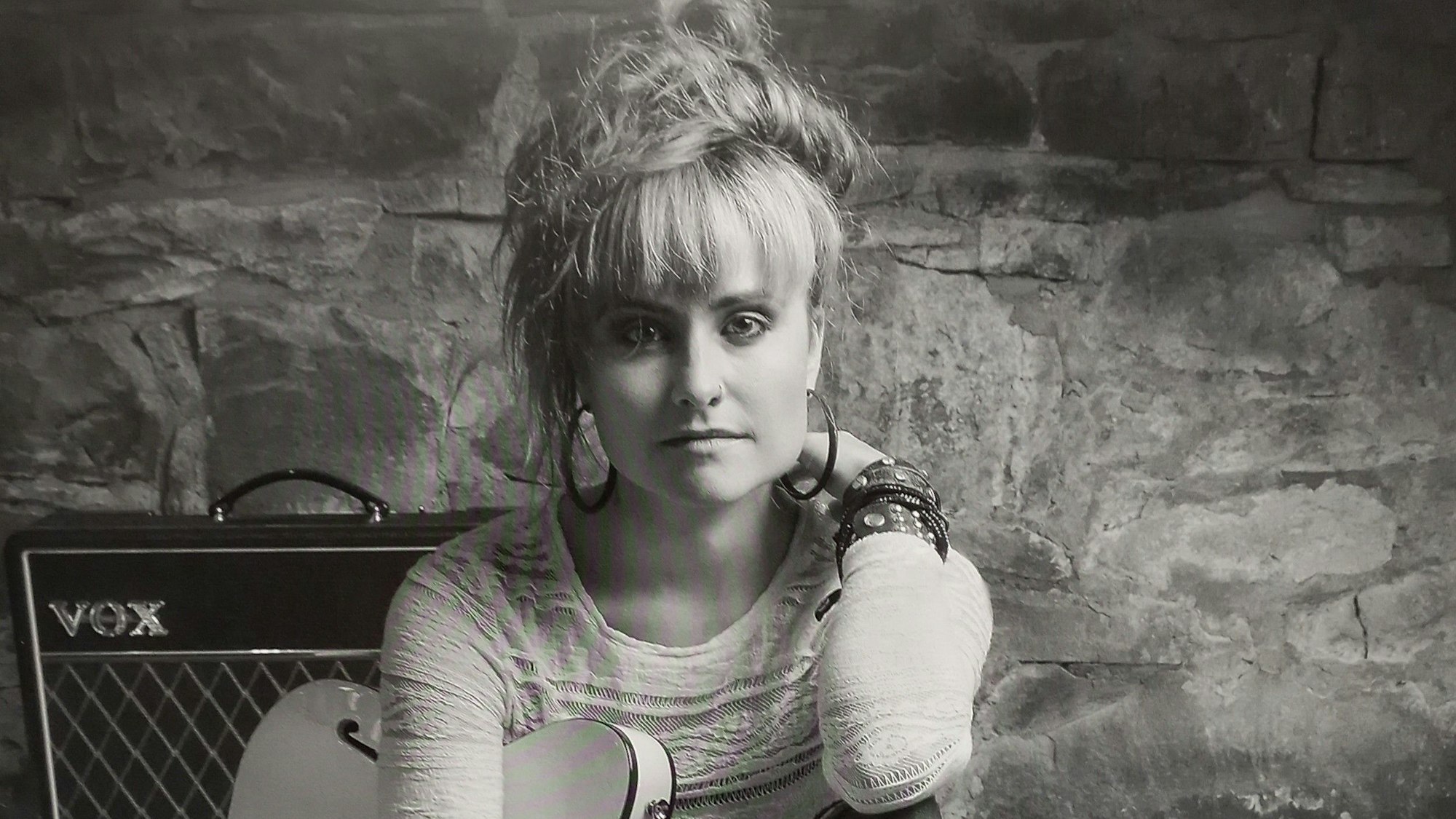 Blick auf eine Musikerin