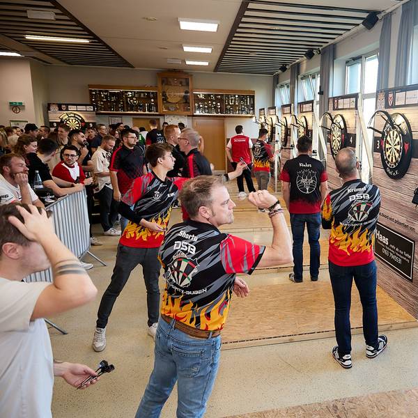 An insgesamt zehn Scheiben wird im Bürgerhaus in Schleiden-Herhahn Darts gespielt.
