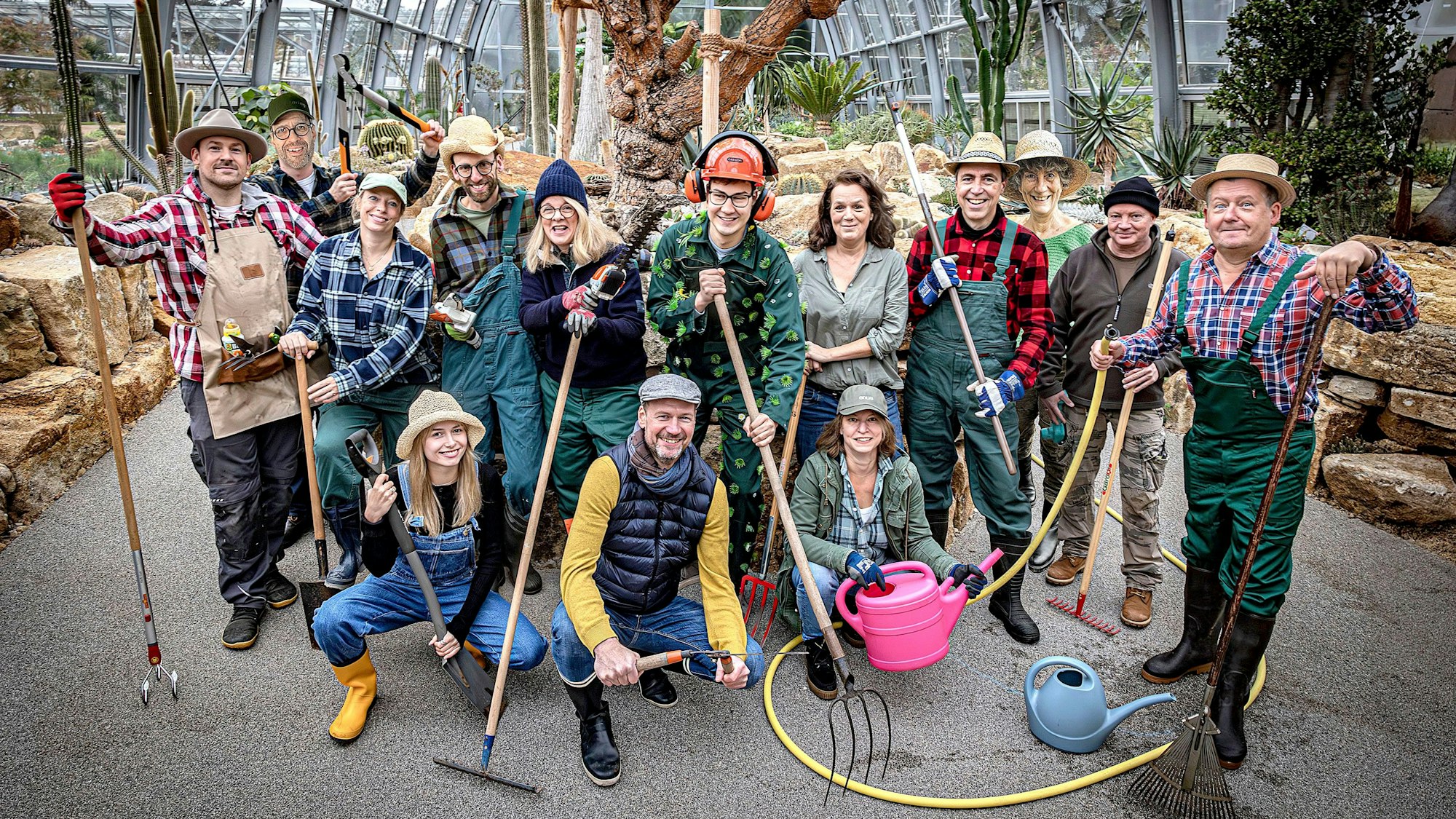 Das Team der Rundschau-Lokalredaktion im Schaugewächshaus der Flora.
