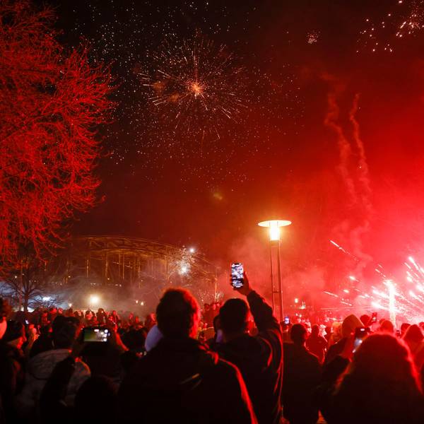 Feuerwerk am Altstadtufer