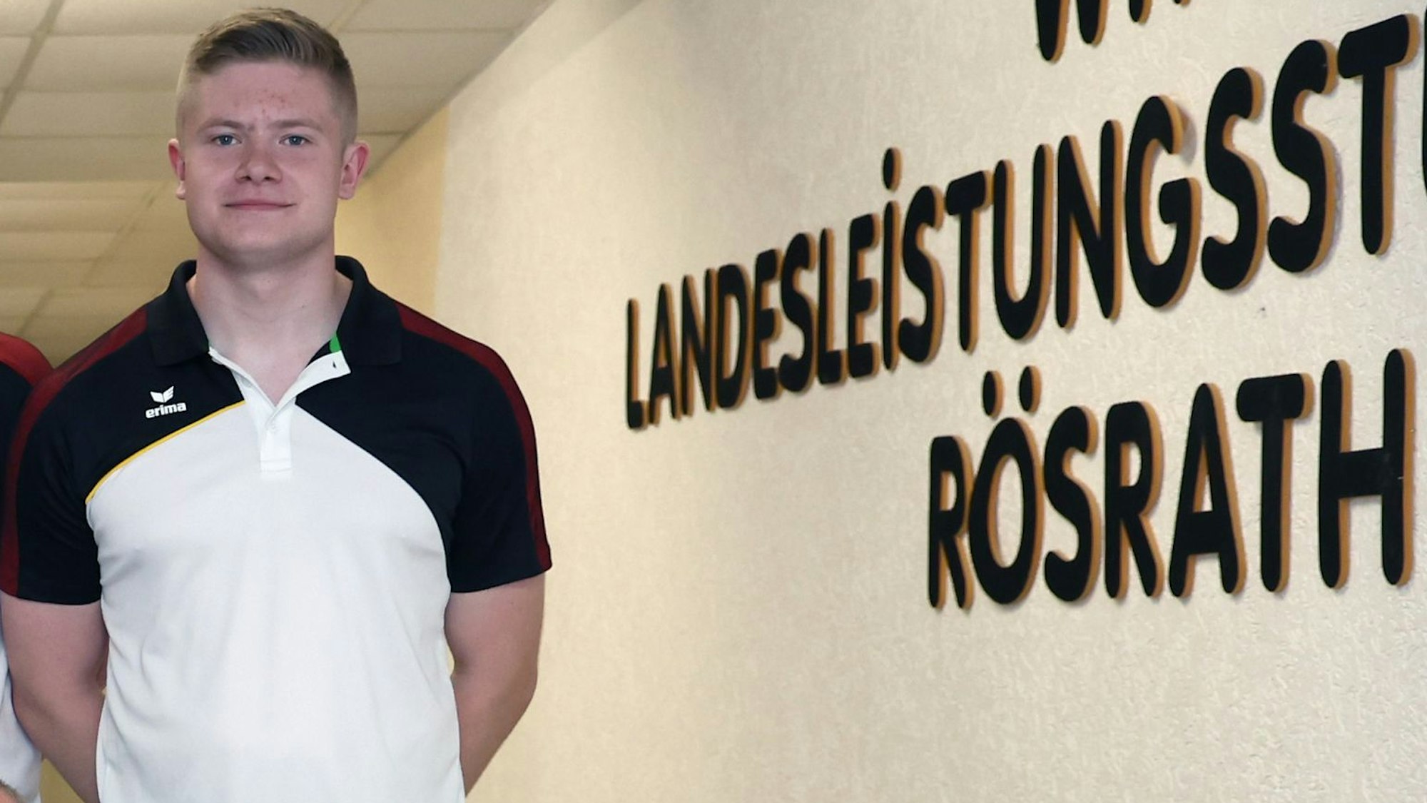 Lars Kirschbaum steht im Leistungszentrum Rösrath.