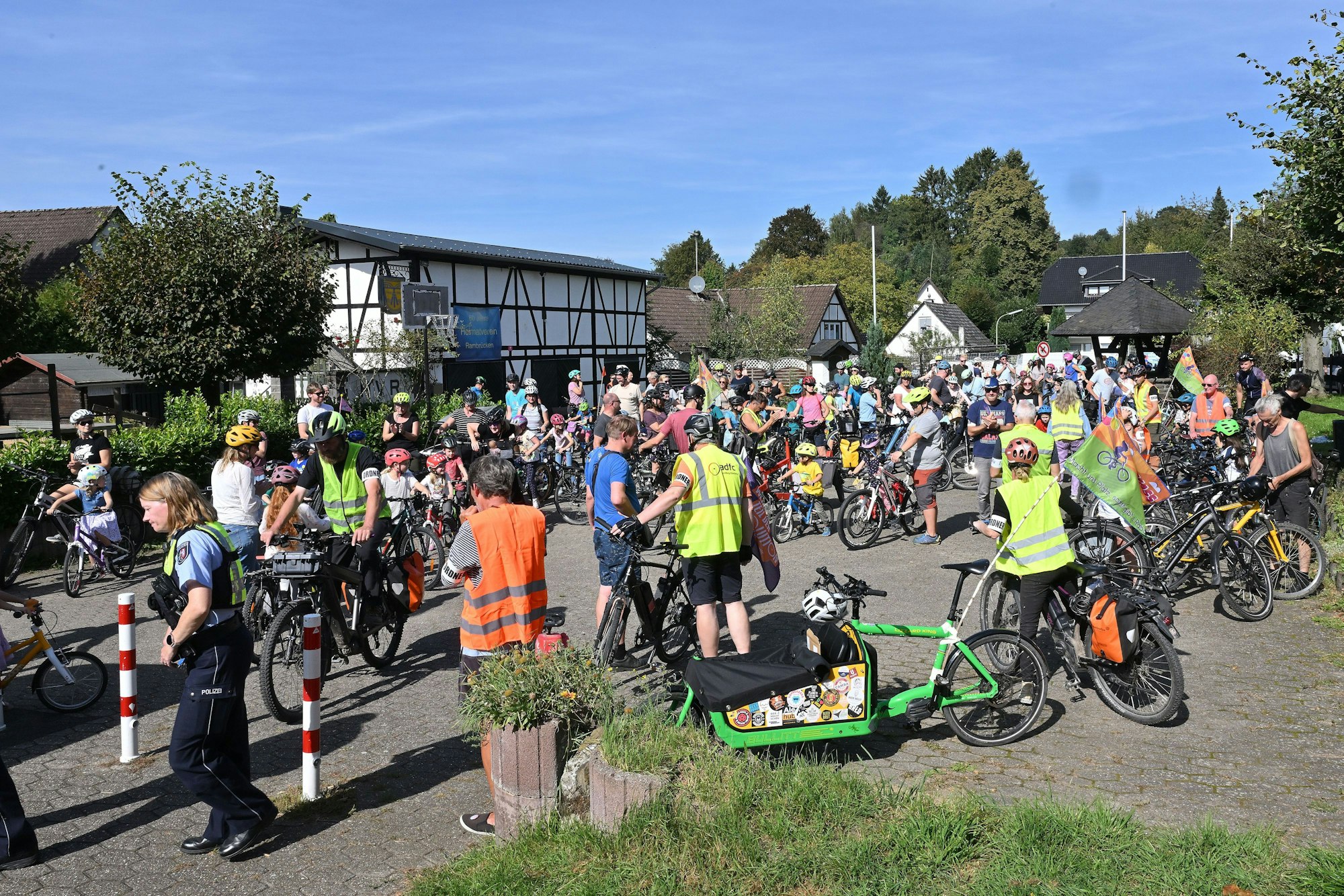 Die Fahrraddemo „Kidical Mass“ hatte in Rösrath auch 2024 viel Zulauf.