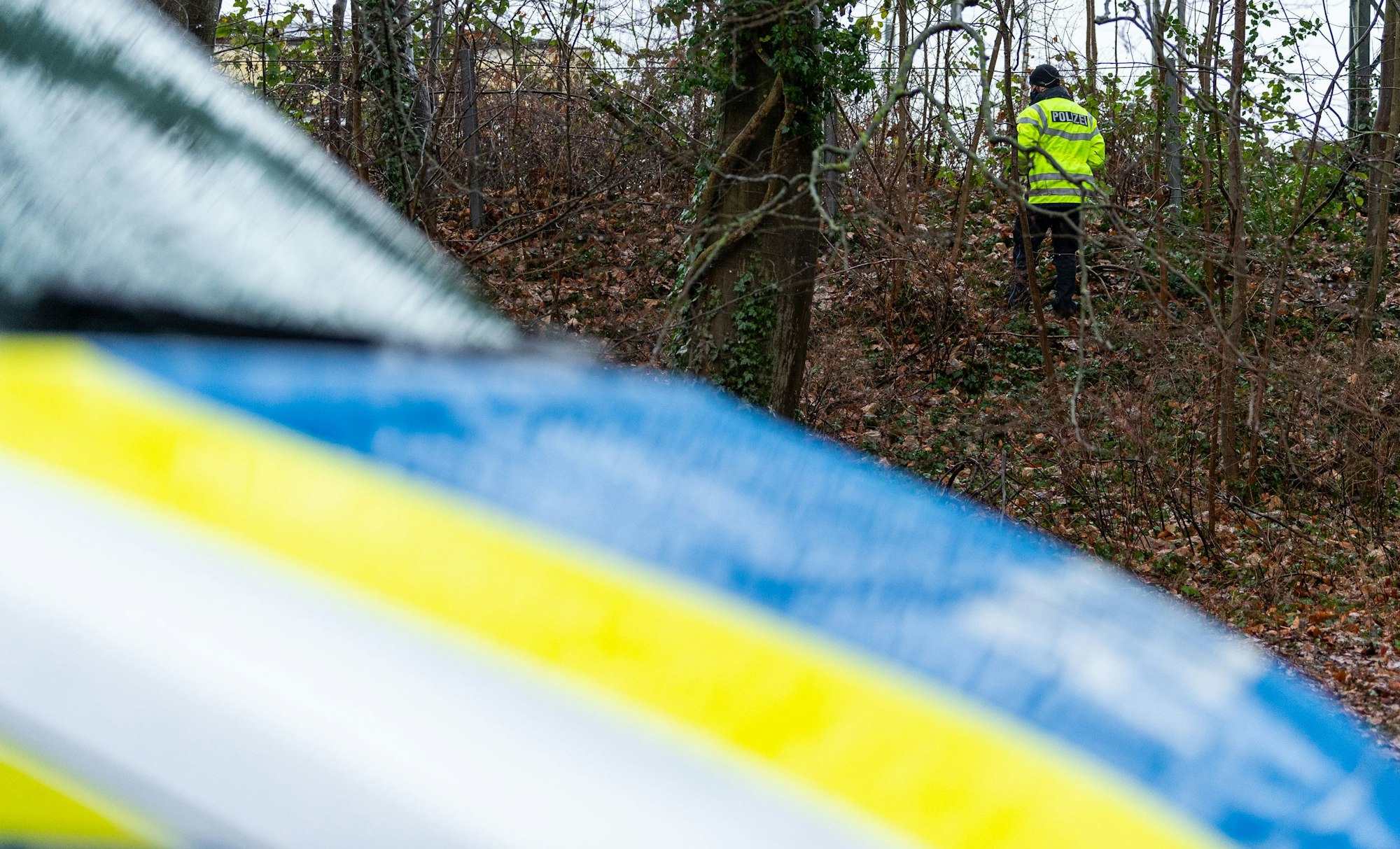 Die Polizei sucht nach einer vermissten Person. (Symbolfoto)