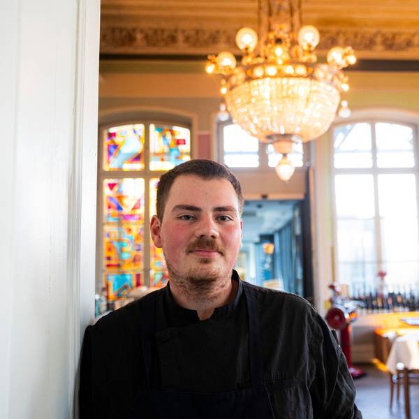 Mit 24 Jahren schon Küchenchef: Justus Lelke im „Intérieur No. 253 “ im Arp-Museum Remagen.