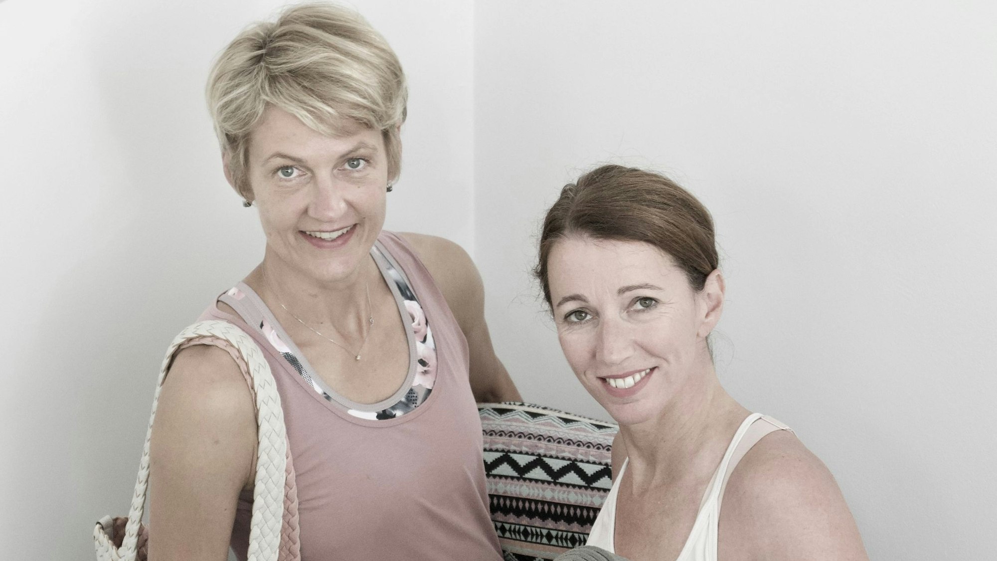 Das Team von Better Yoga aus Hennef: Ute Steinhauer (l.) und Anke Marenbach