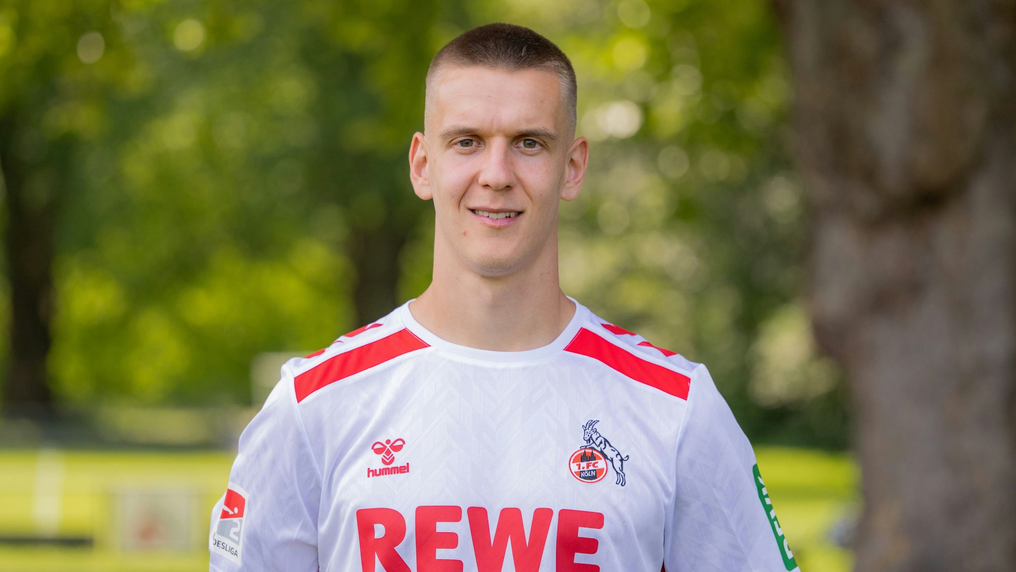 Florian Dietz, aufgenommen beim offiziellen Fototermin für die Saison 2024/2025.
