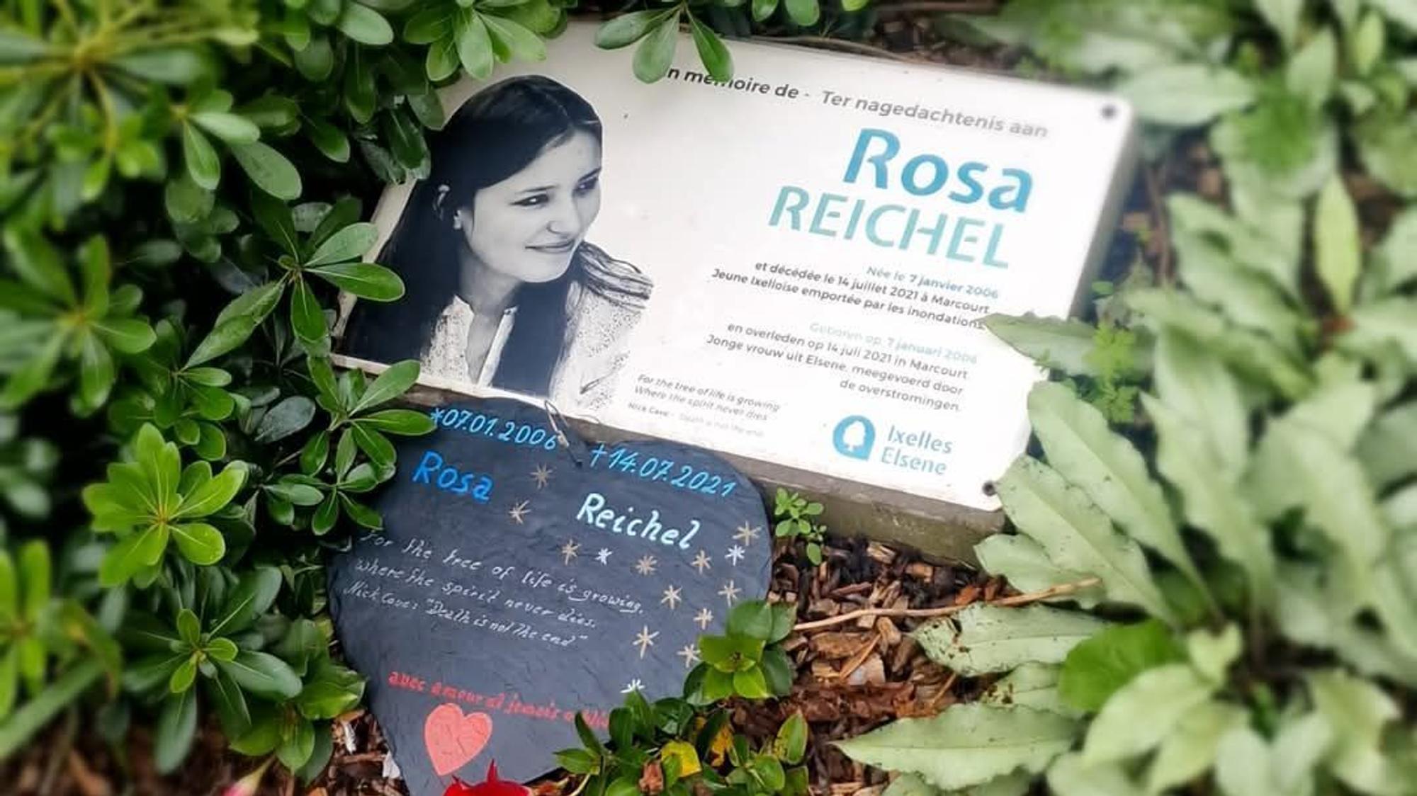 Am heutigen Tag brennt die Kerze an unserer Flut-Gedenktafel in Swisttal-Odendorf zum ersten Mal für eines der mindestens 39 Flutopfer aus Ostbelgien. Sie brennt für die 15 - jährige Rosa Reichel
Rosa Reichel