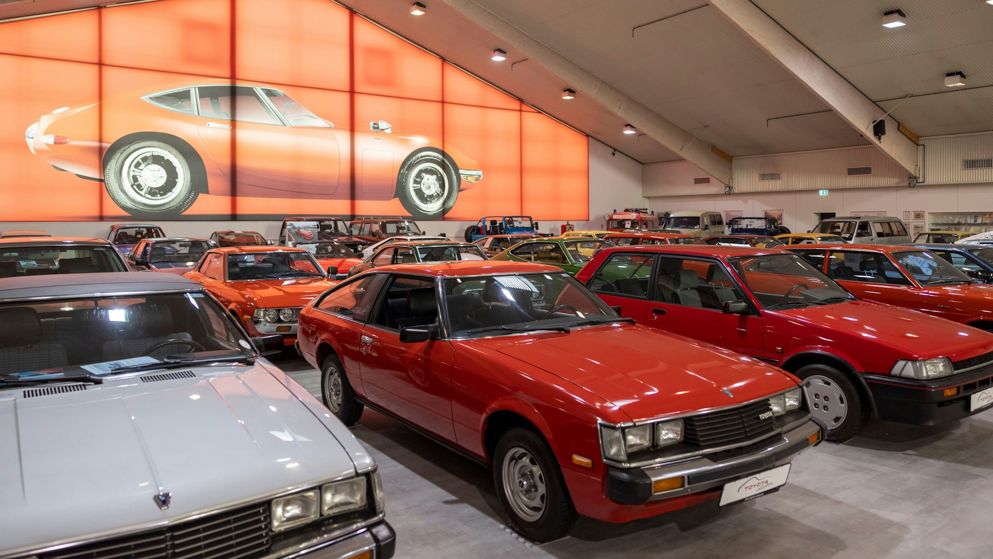 Toyota steuert nicht nur sein Deutschland-Geschäft von Köln aus. Hier hat der japanische Autobauer auch eine Oldtimer-Sammlung