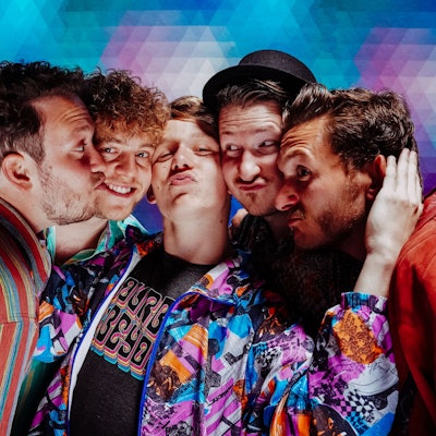 Kölsch mit Funk- und Disco-Elementen: Die junge Band Zesamm' gibt es seit gut vier Jahren.