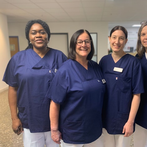 Das Foto zeigt das Ärztinnenteam der Gynäkologie und Geburtshilfe der Helios-Klinik Wipperfürth.