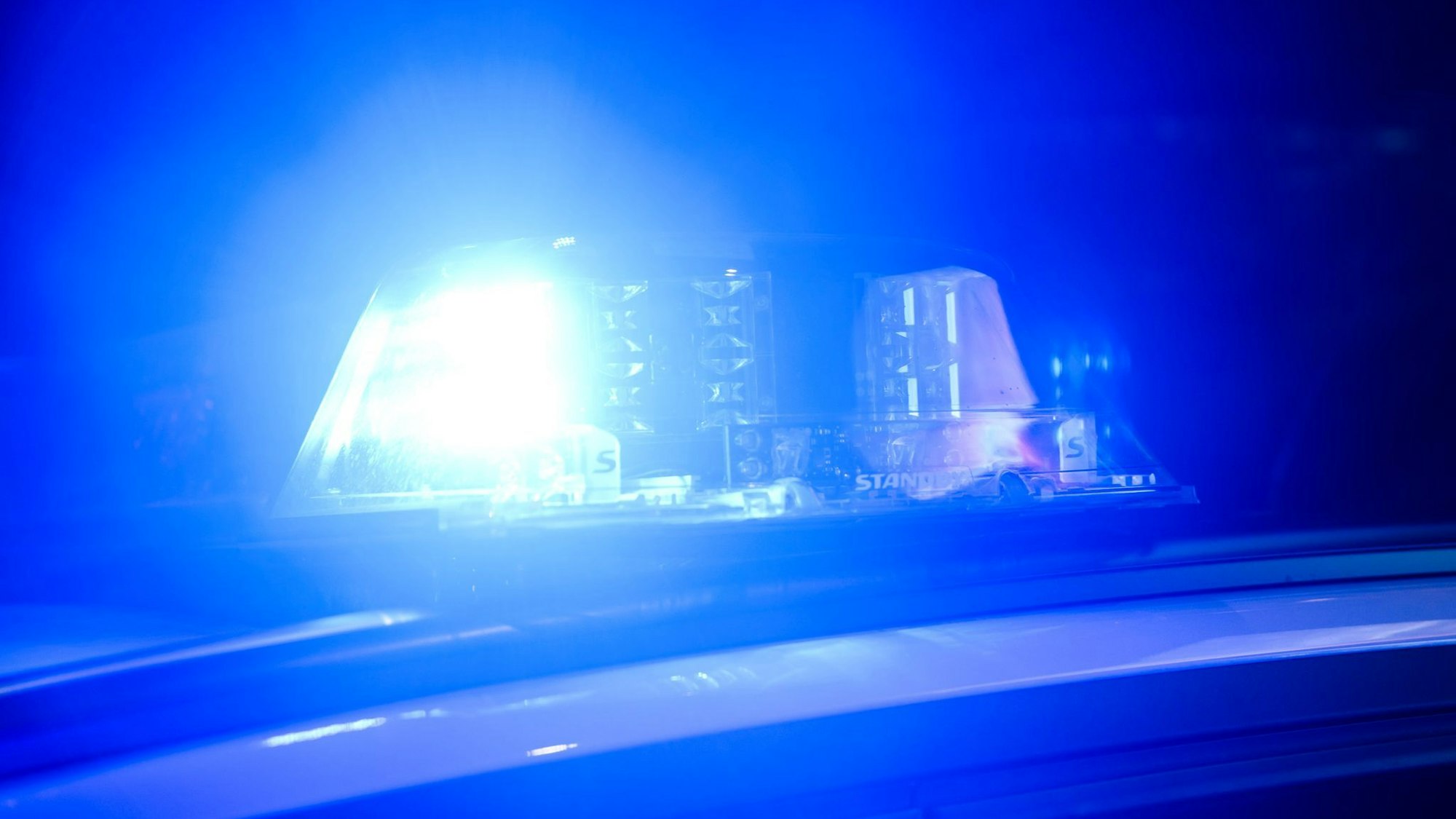 Ein 42-jähriger Mann musste nach einem Vorfall am Montag in Köln in Untersuchungshaft. (Symbolbild)