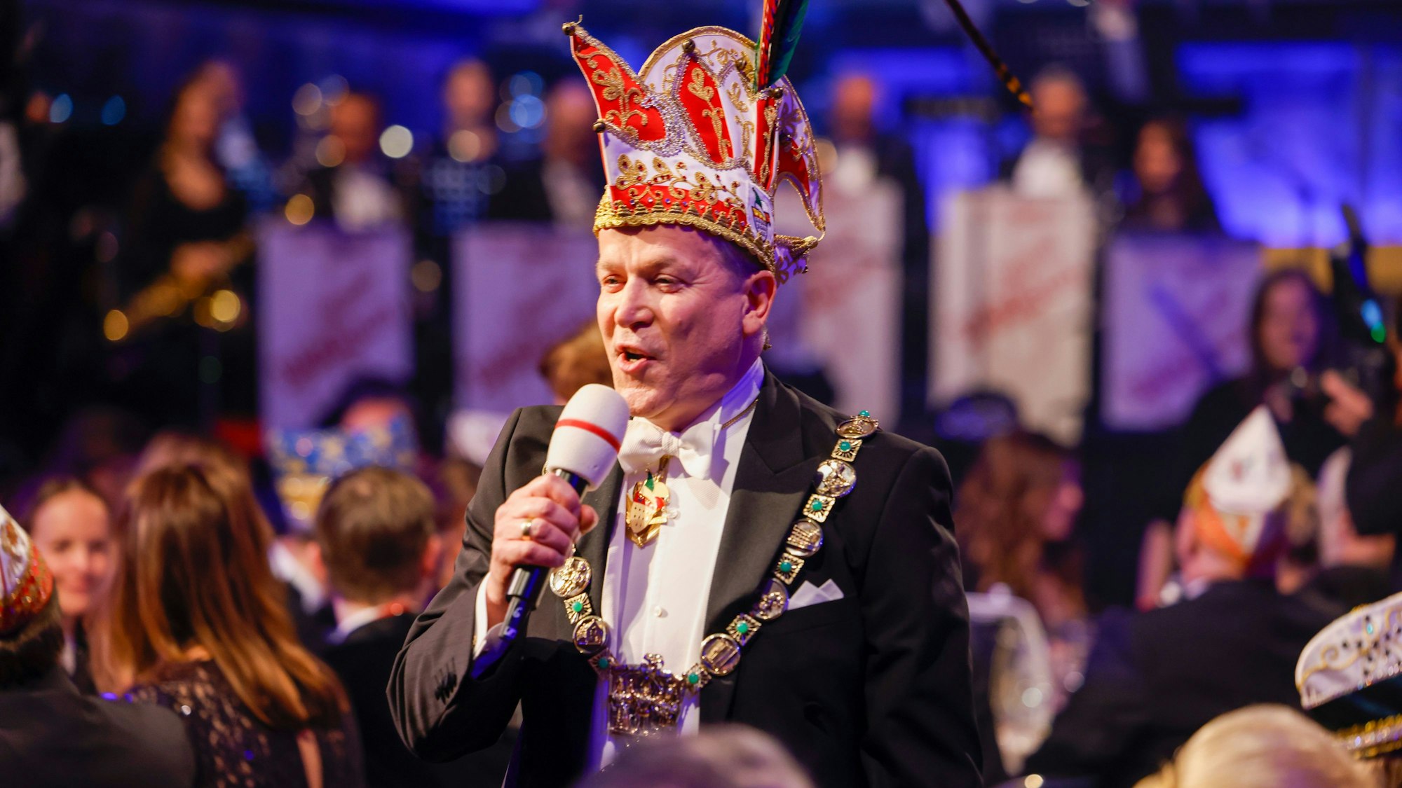 Christoph Kuckelkorn führte als Moderator durch die Pripro.