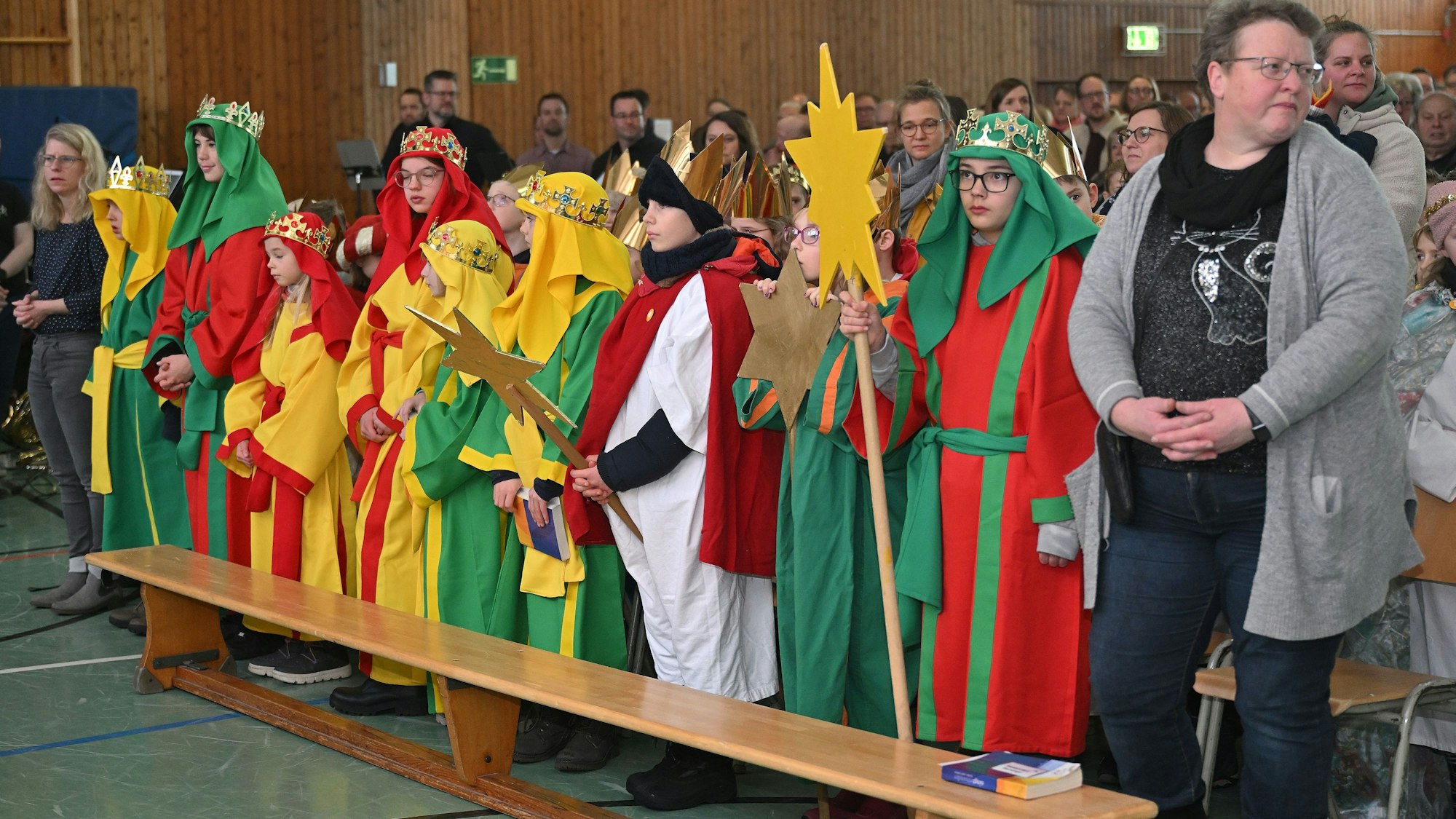 Das Foto zeigt die Sternsinger aus Kürten