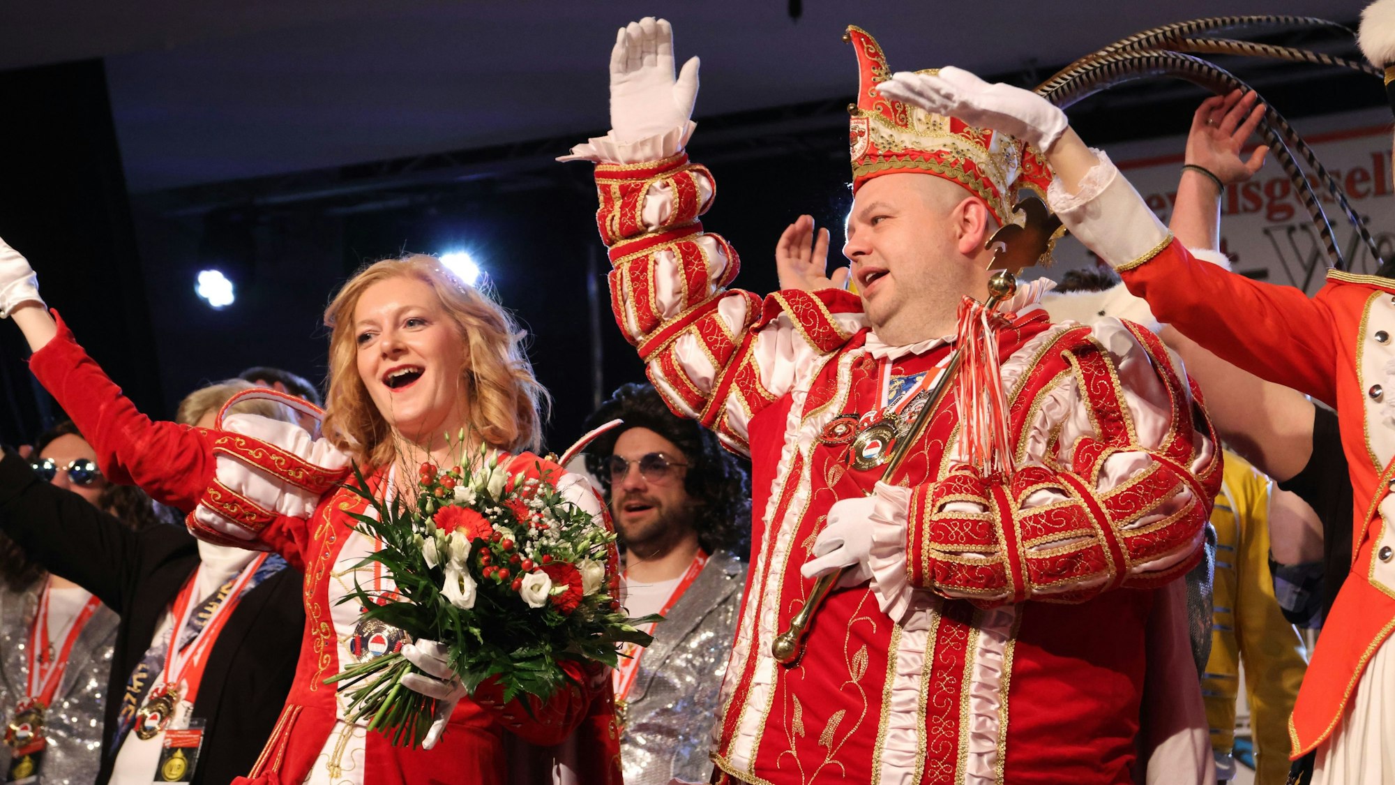 Das Foto zeigt das neue Prinzenpaar der KG Denklingen.