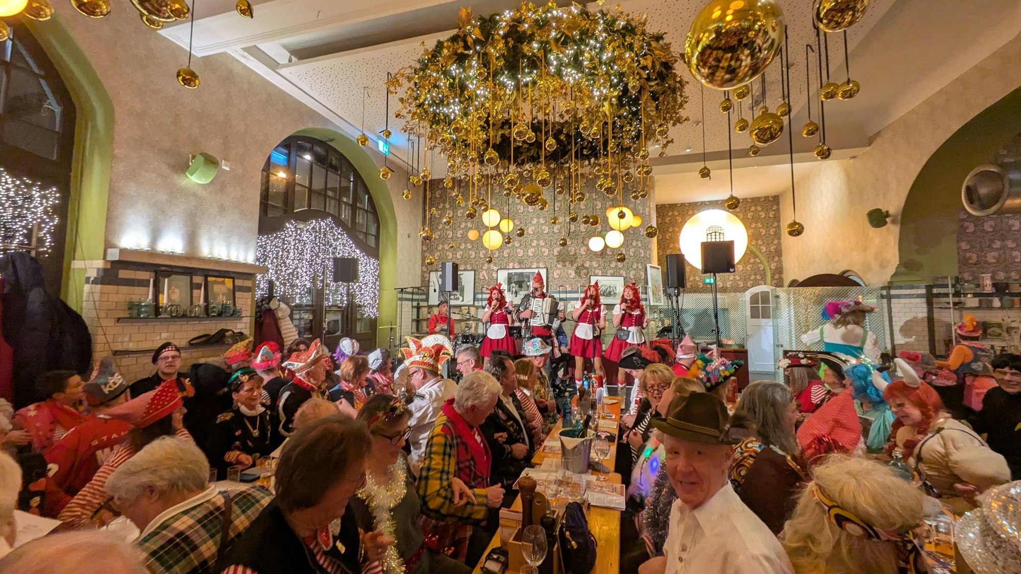 Ausverkauft: Gut 180 Gäste kamen zur Premiere in die Südstadt.