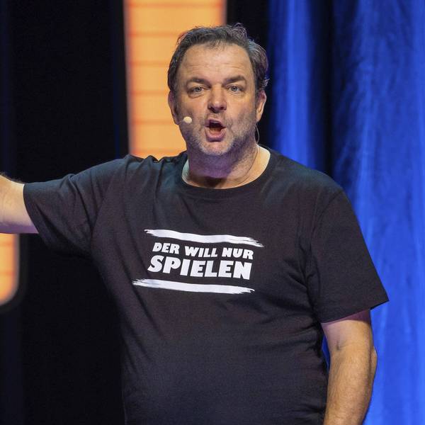 Martin Rütter live mit seinem Programm Der will nur spielen! in der Messehalle. Erfurt, 03.02.2024