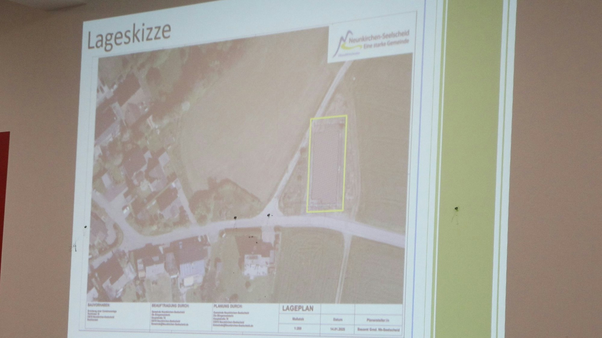Eine Lageskizze hatten die Verantwortlichen der Gemeinde mitgebracht.