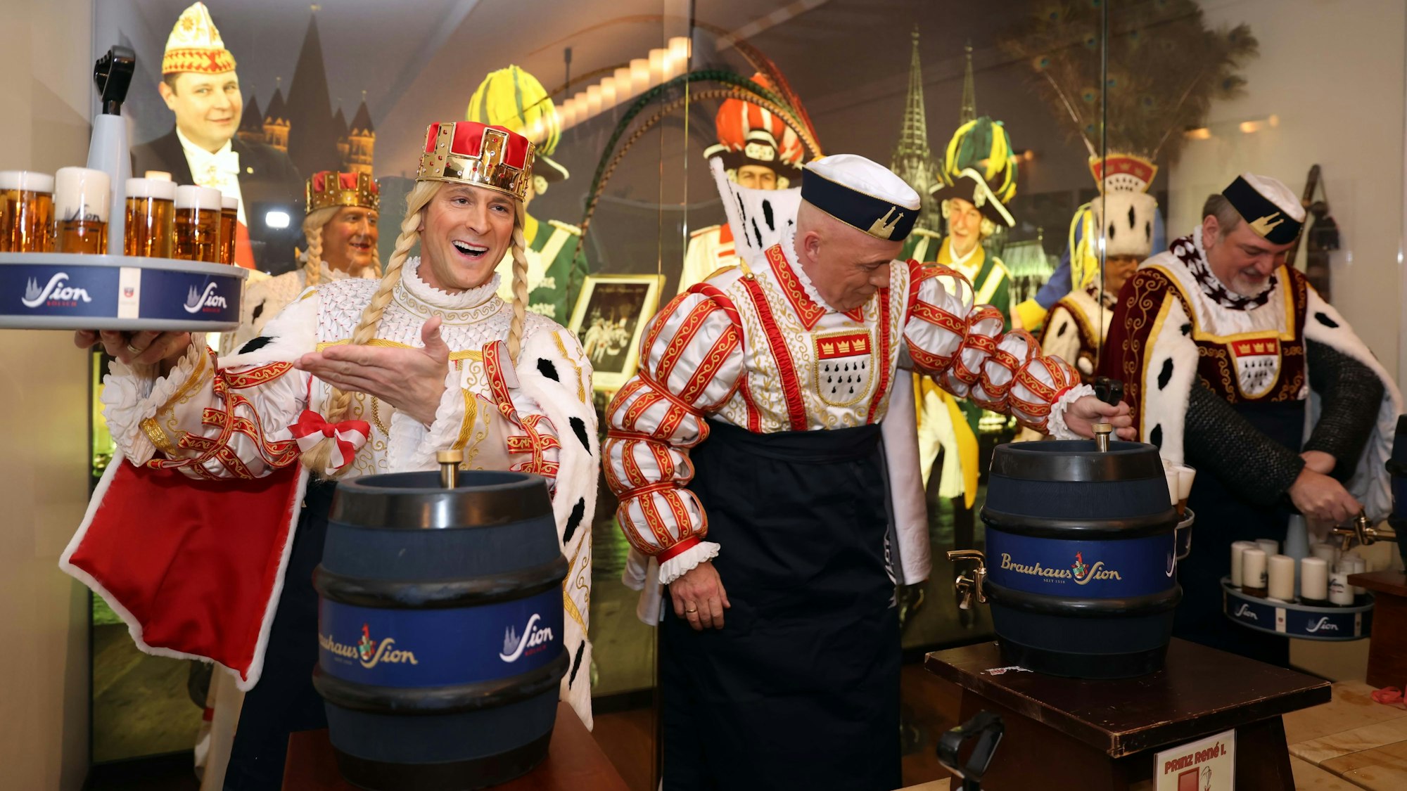 Schnelligkeit ist nicht alles – Auch auf Geschick kommt es an beim Wettzapfen eines Kölschkranz.