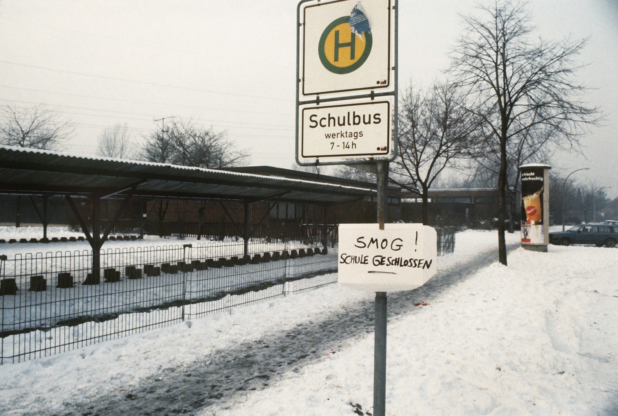 Der individuelle Autoverkehr mußte in bestimmten Gebieten völlig eingestellt werden.