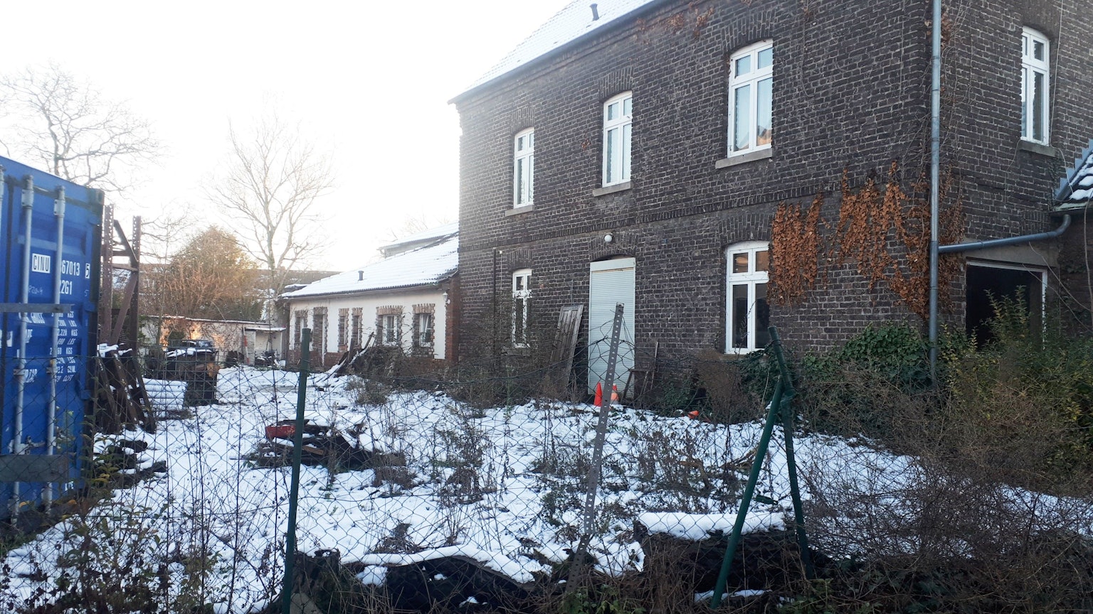 Blick auf den Seitenflügel des historischen Mühlenhofs. In der Hofanlage sollen 15 Wohnungen und ein Veranstaltungsraum entstehen.