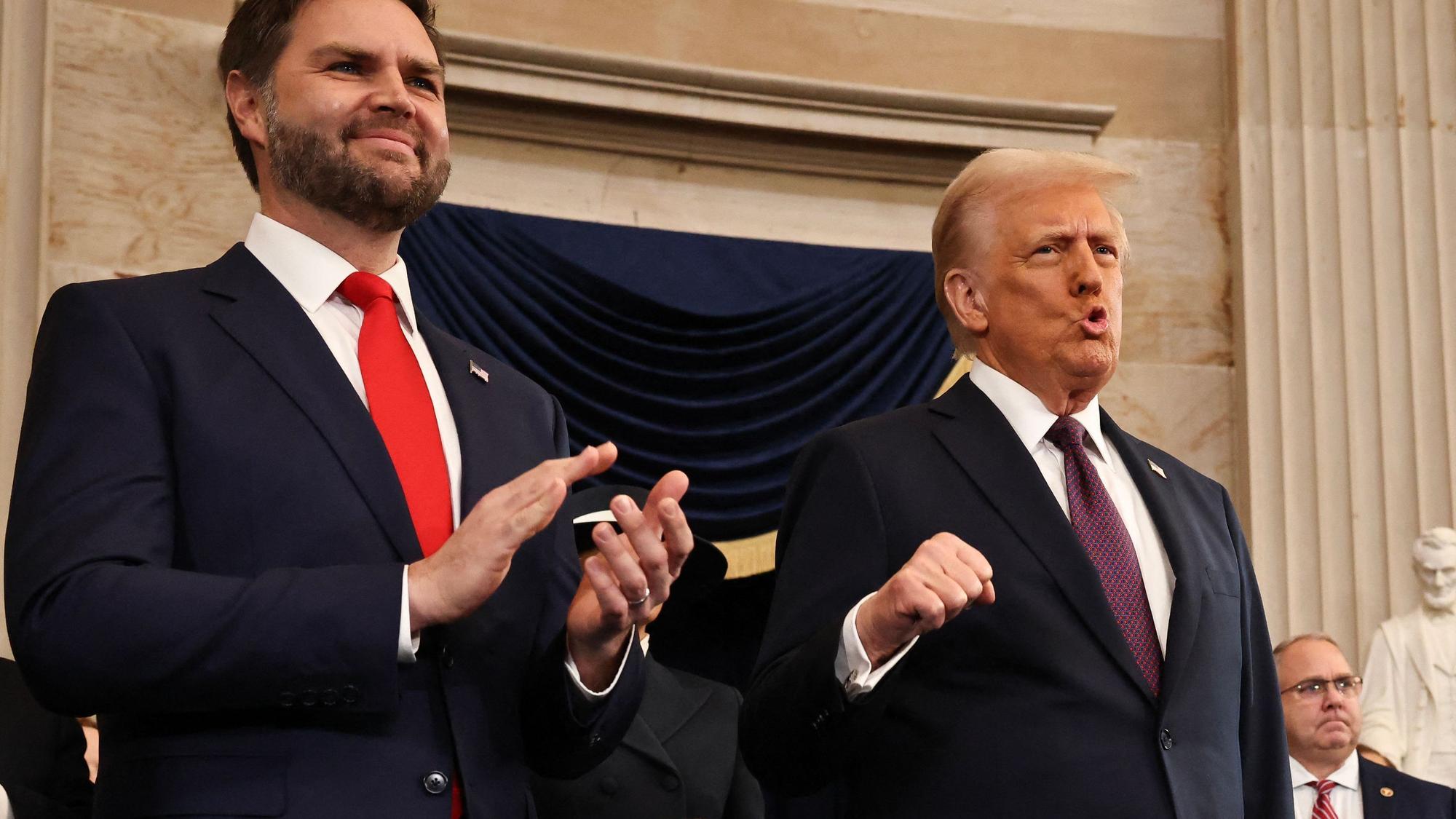 Die neue Führung der USA, Donald Trump und J.D. Vance, kommen im Kapitol an.