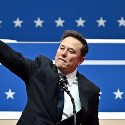 Elon Musk bei seinem Auftritt in der Capitol One Arena in Washington nach der Amtseinführung von Donald Trump als US-Präsident.