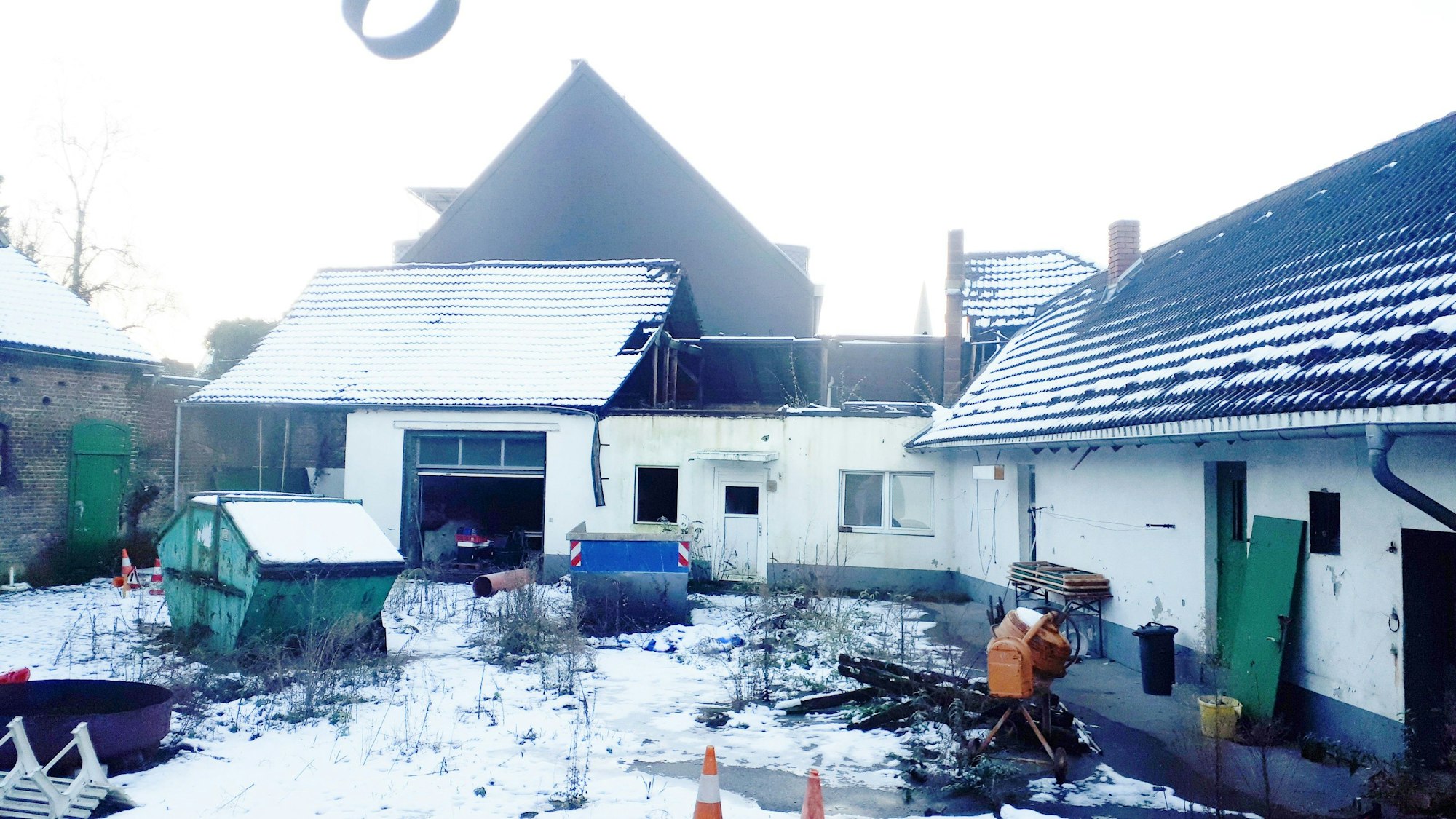 Blick auf den Innenhof des historischen Mühlenhofs.