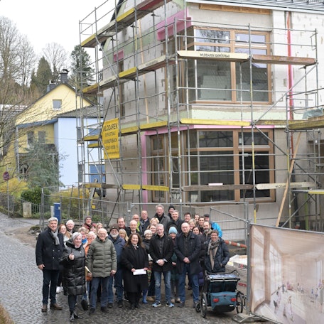 Beim Richtfest bekamen die Gäste schon einen Eindruck, wie der fertige Kita-Bau aussehen wird.