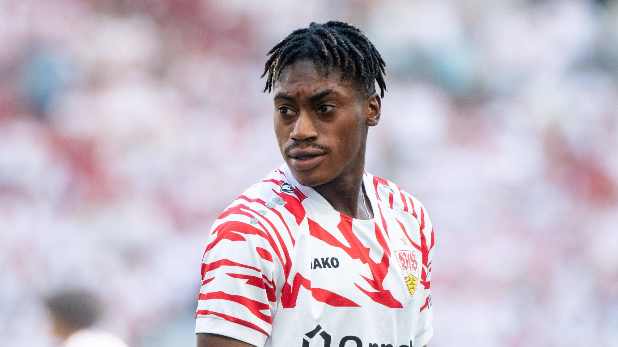 Justin Diehl vor dem Spiel des VfB Stuttgart gegen Mainz 05.