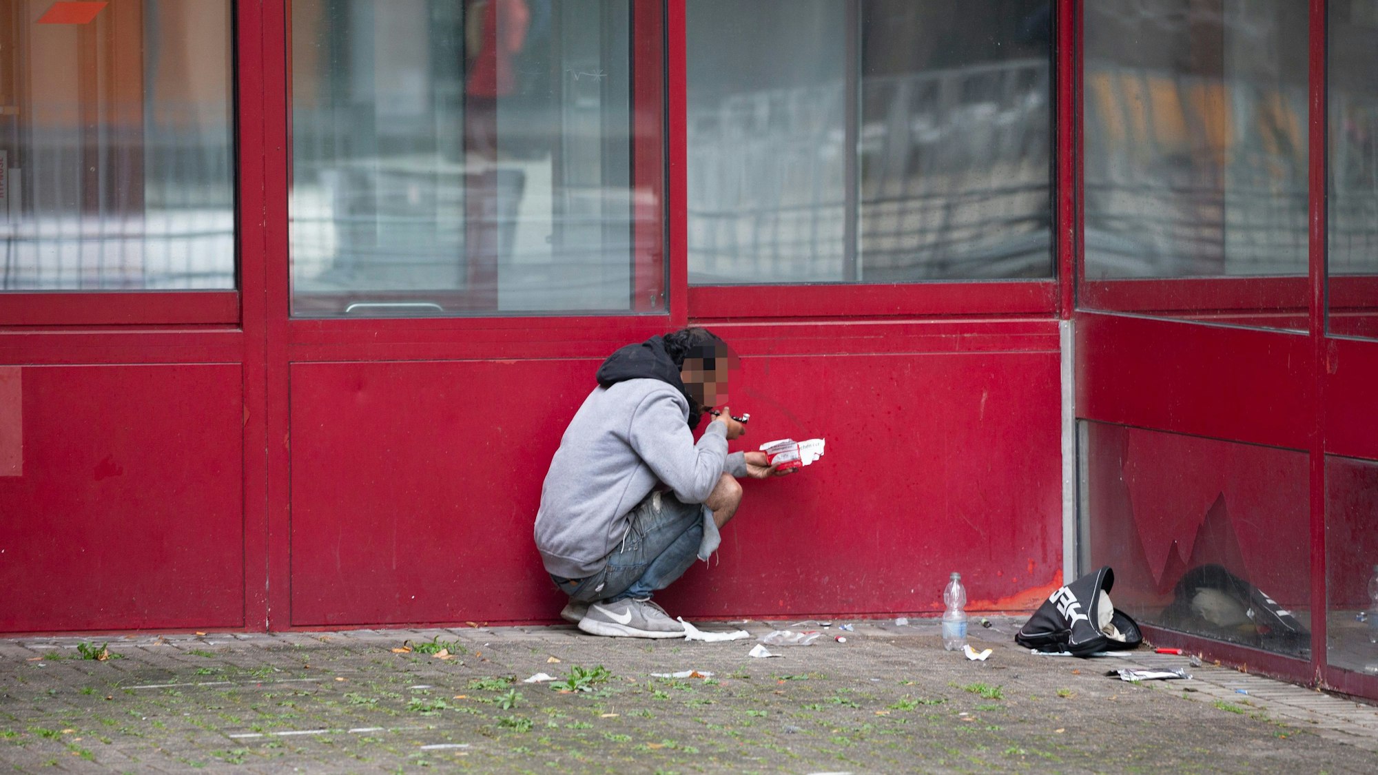 Der Crack-Konsum verlagert sich immer mehr in den öffentlichen Raum, hier am Neumarkt.
