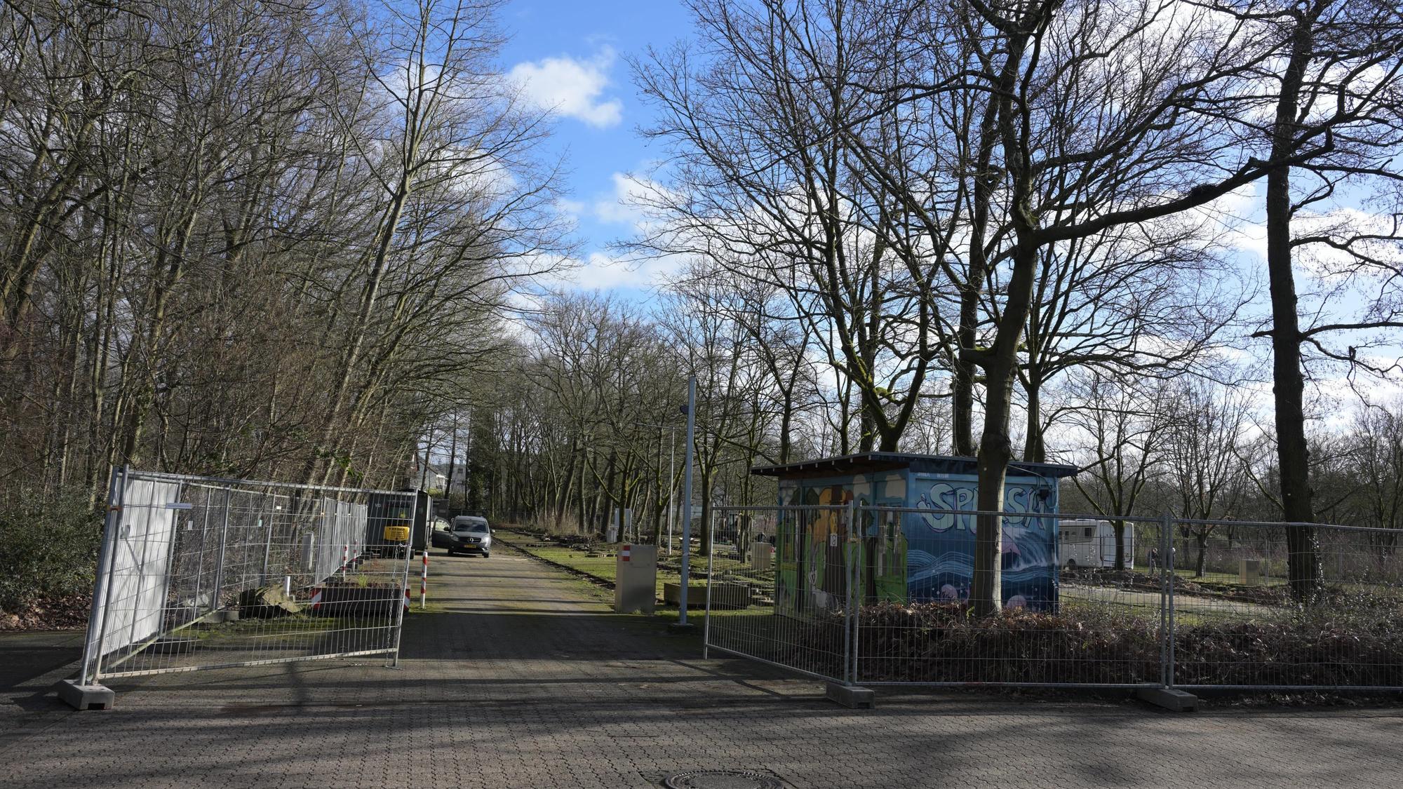Das Foto zeigt den geplanten Platz für Geflüchtete in Paffrath.