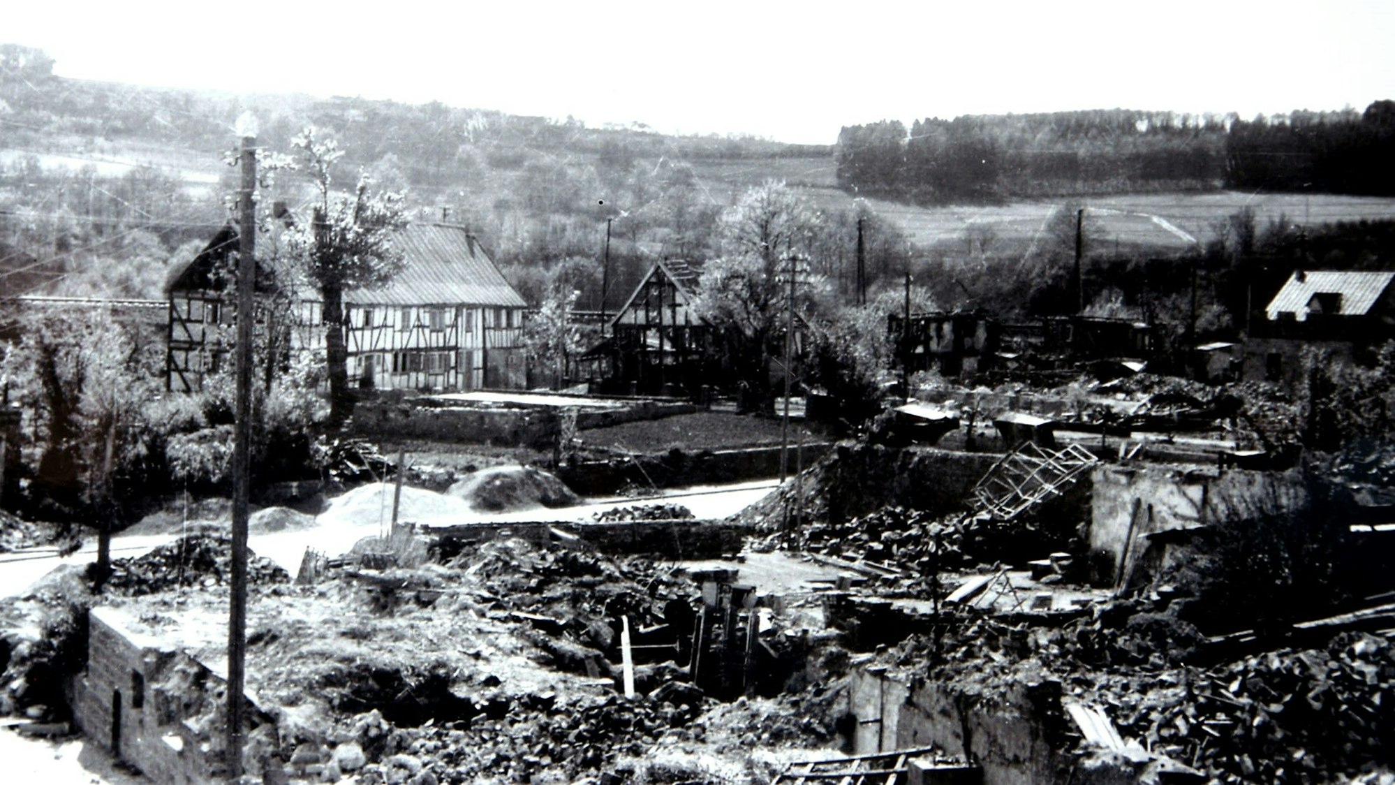 Verwüstet wurde der Rosbacher Ortskern durch die britischen Bomben vor 80 Jahren.