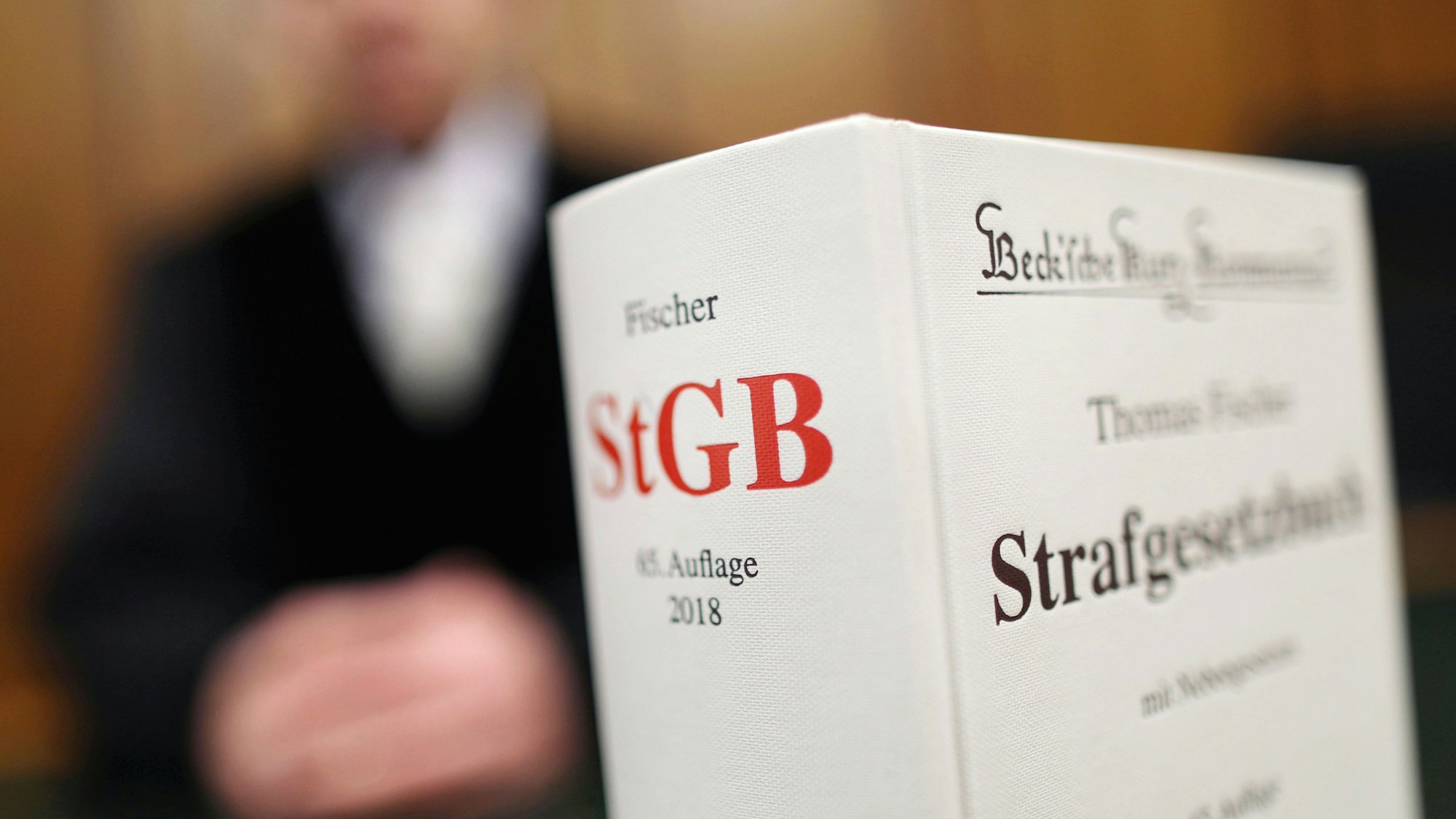 Ein Strafgesetzbuch.