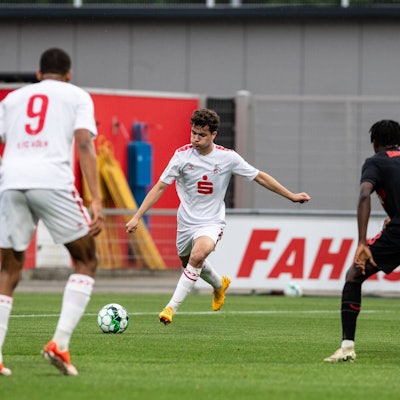 FVM-Pokal Finale A-Junioren 2024: Bayer 04 Leverkusen - 1.FC Köln 15.05.2024 Etienne Borie 1.FC Köln U19, 7 FVM-Pokal Finale A-Junioren 2024: Bayer 04 Leverkusen - 1.FC Köln Rasenplatz am Ulrich-Haberland-Stadion, Leverkusen 15.05.2024 *** FVM Cup Final A Juniors 2024 Bayer 04 Leverkusen 1 FC Köln 15 05 2024 Etienne Borie 1 FC Köln U19, 7 FVM Cup Final A Juniors 2024 Bayer 04 Leverkusen 1 FC Köln Pitch at Ulrich Haberland Stadium, Leverkusen 15 05 2024 Copyright: xBEAUTIFULxSPORTS/Buriakovx