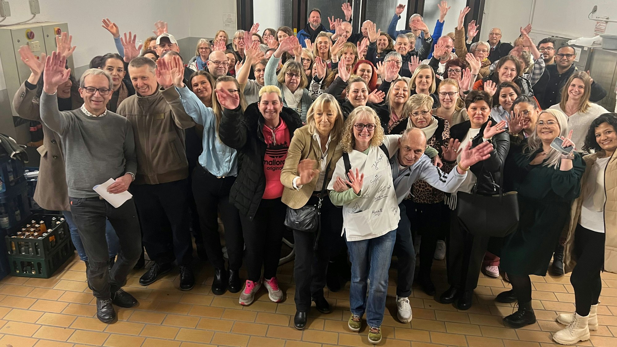 Die Belegschaft des St. Hubertus-Stifts sagt „Danke“ und „Tschüss“.