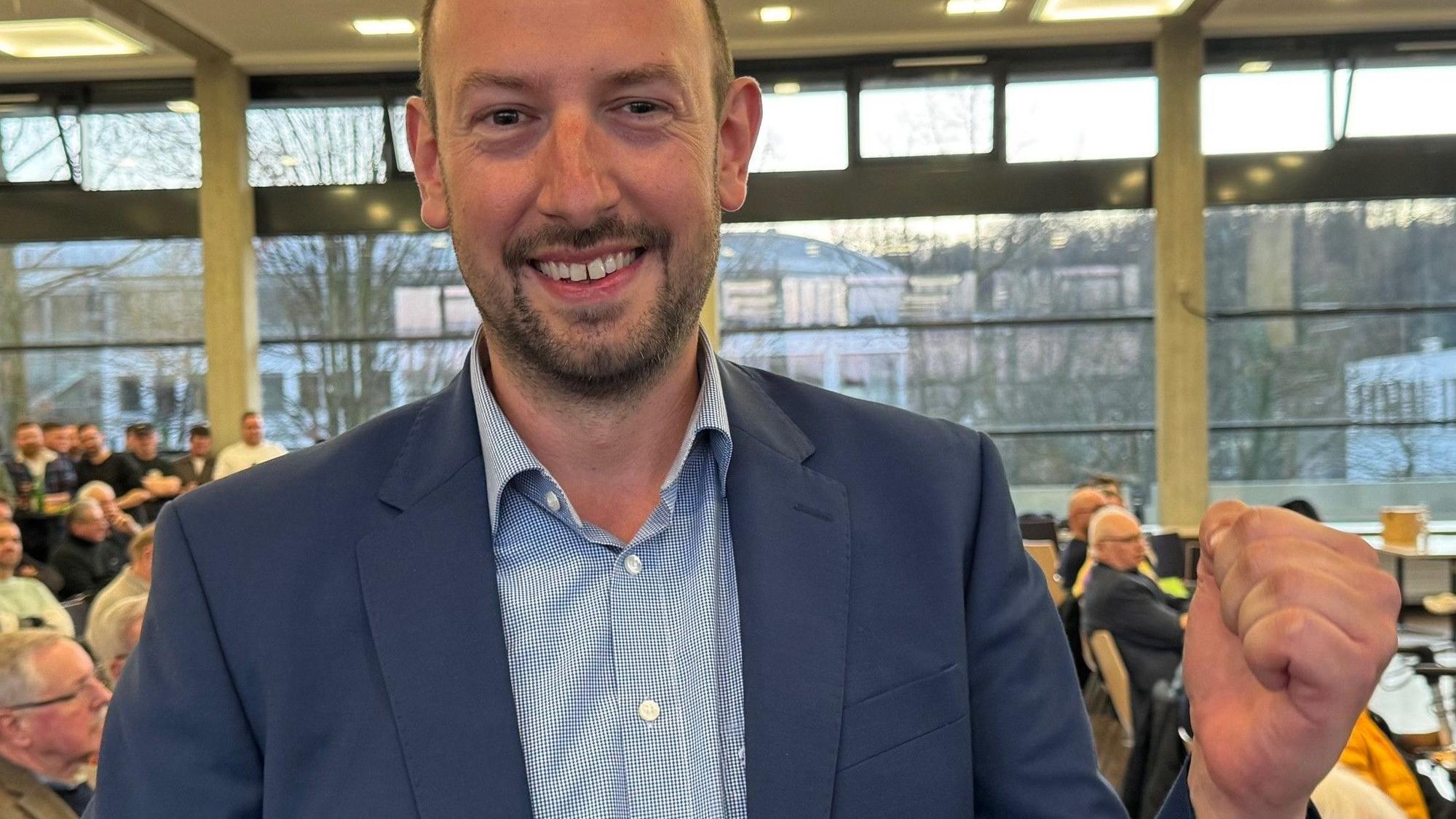 Sieger Christian Mandt ballt die Faust.