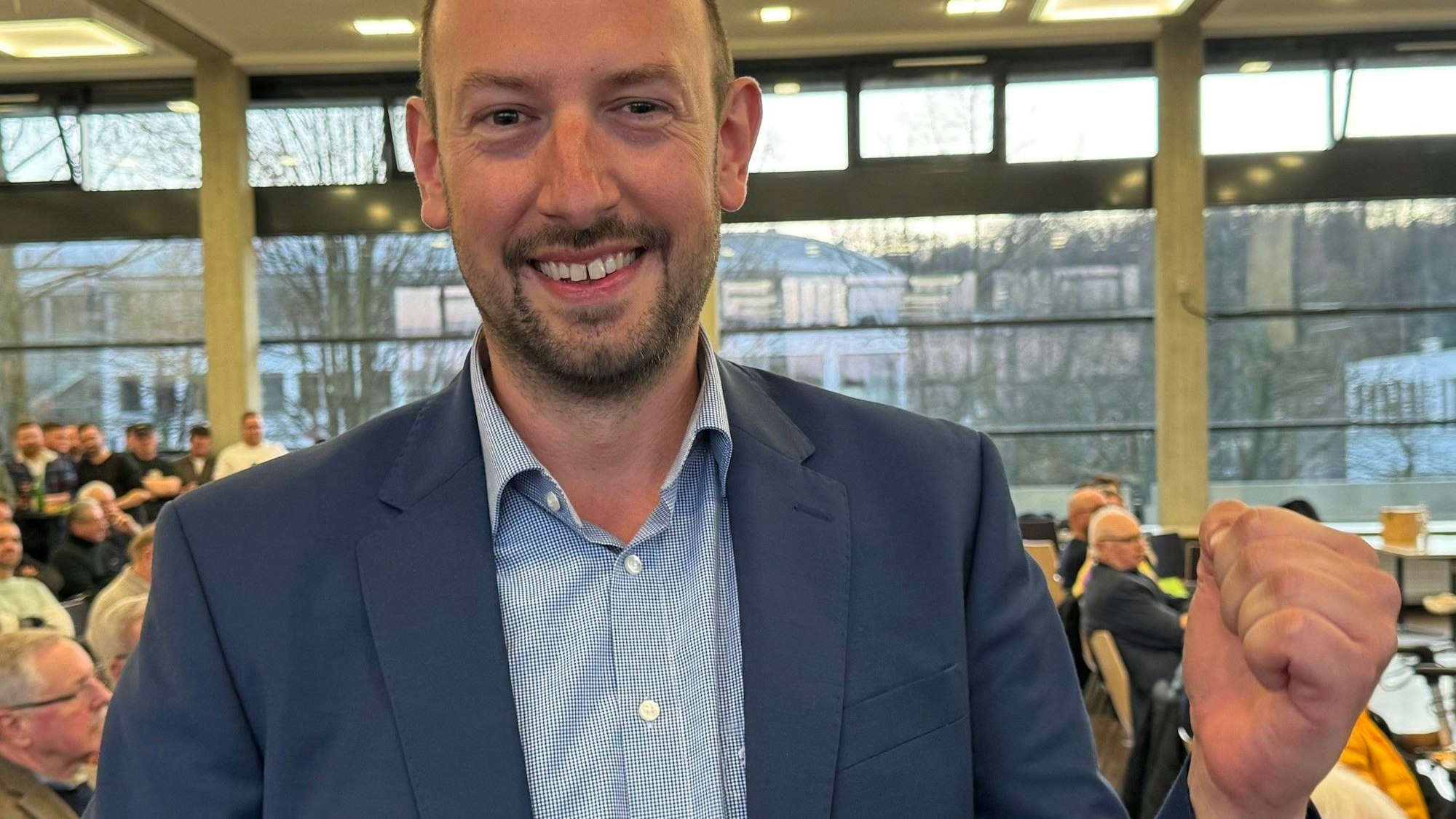 Sieger Christian Mandt ballt die Faust.