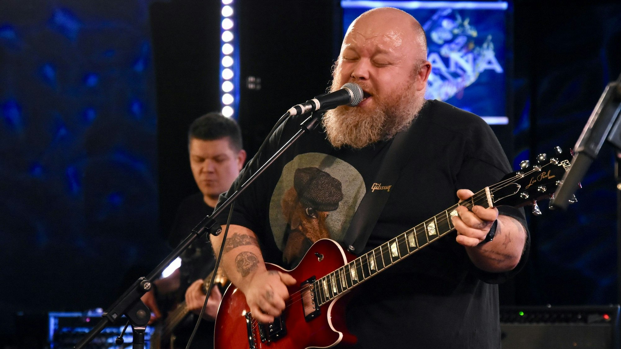 Zum zweiten Mal gastierte Andreas Kümmert im Siegburger Kubana und erneut war der Club ausverkauft