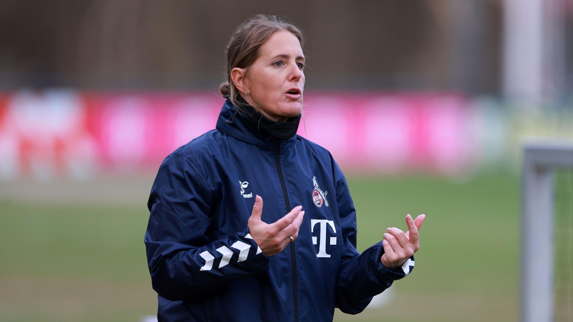 1.FC Köln, Fussball Frauen, 1. Bundesliga, Trainerin Britta Carlson (1. FC Köln), Bild: Herbert Bucco, 06.01.25