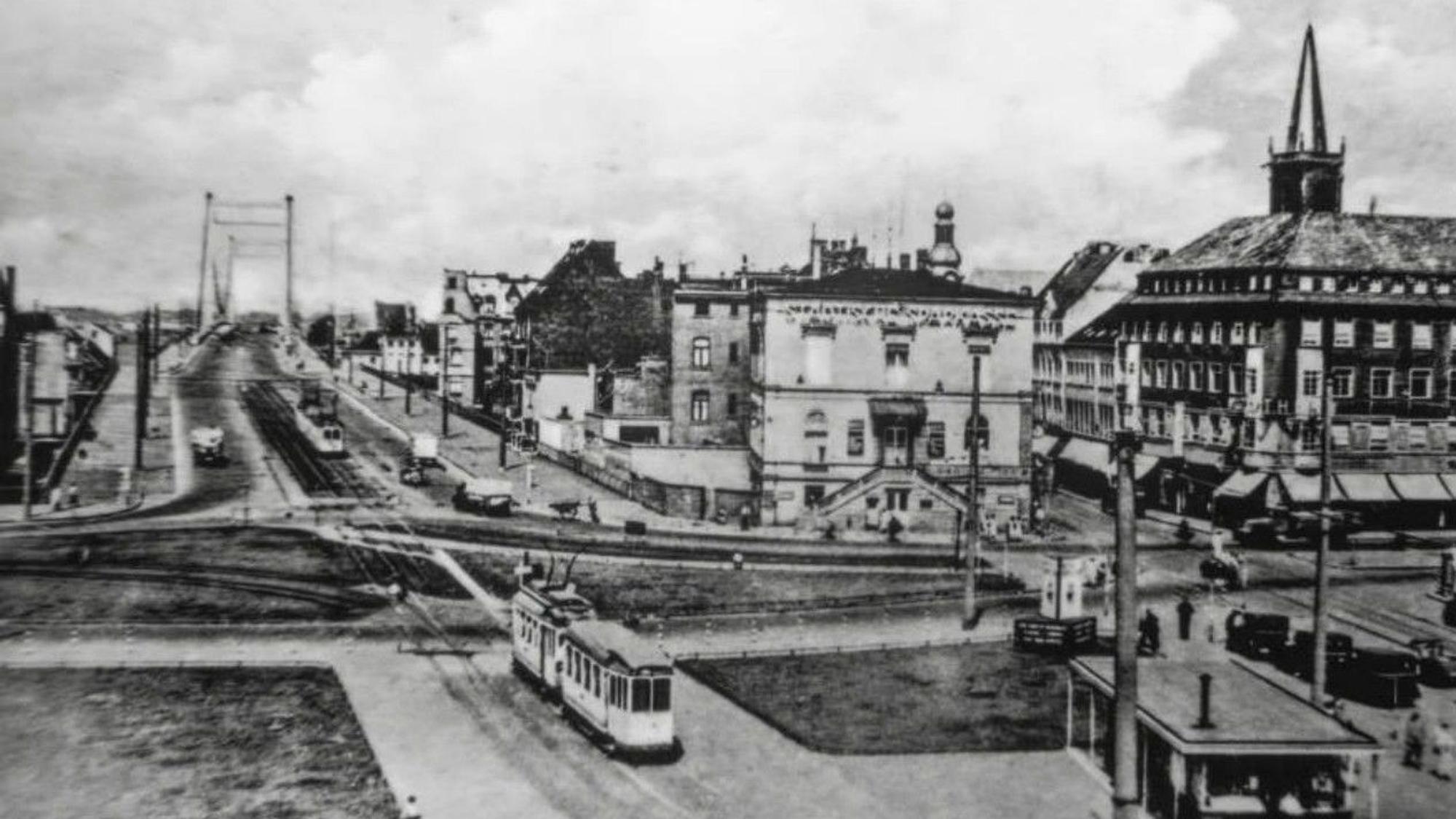 Wiener Platz vor Zerstörung
