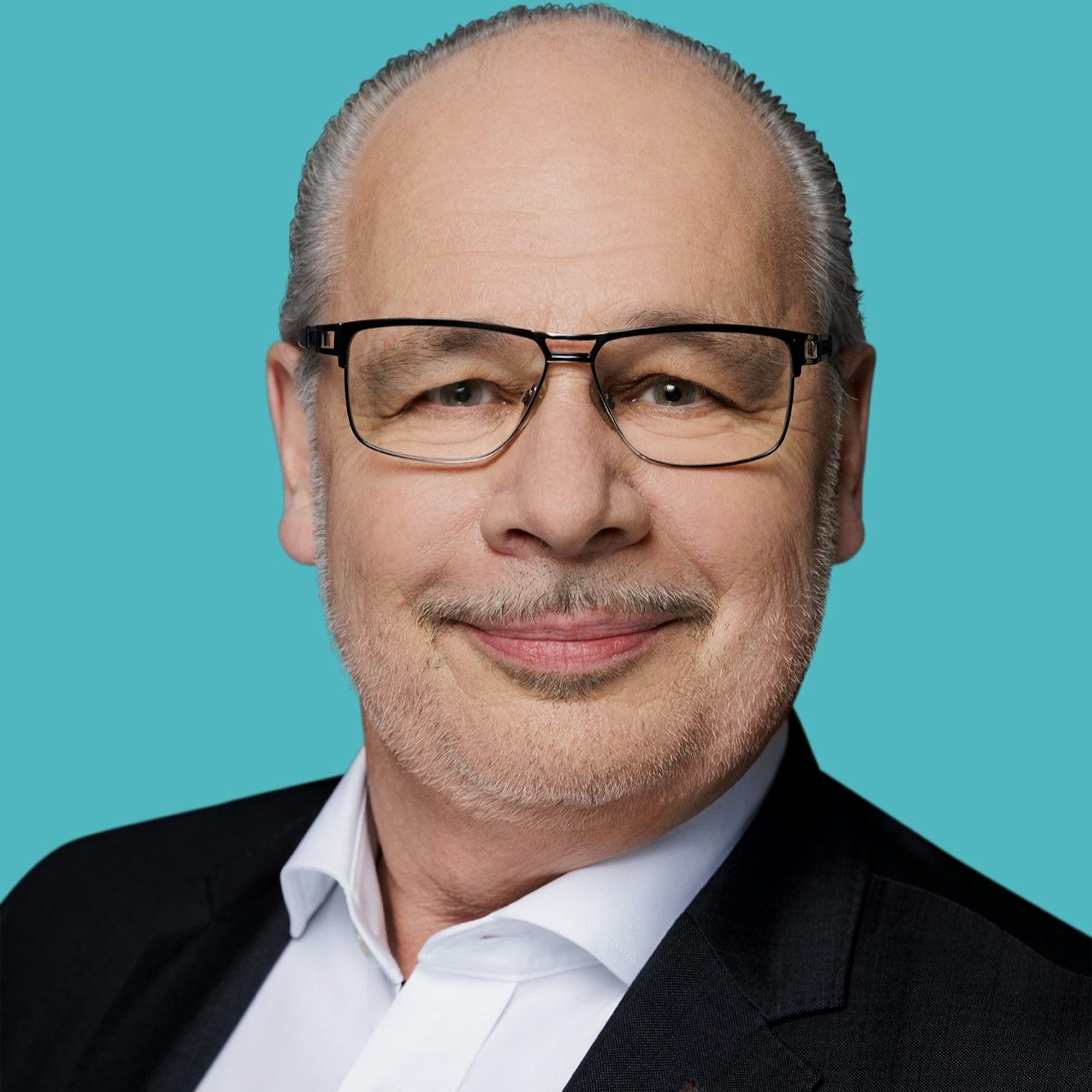 Auf dem Bild ist Dr. Georg Kippels zu sehen.